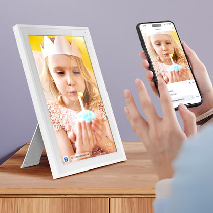 aluratek 15-inch smart wifi touchscreen digital calendar photo frame 32gb photo sharing