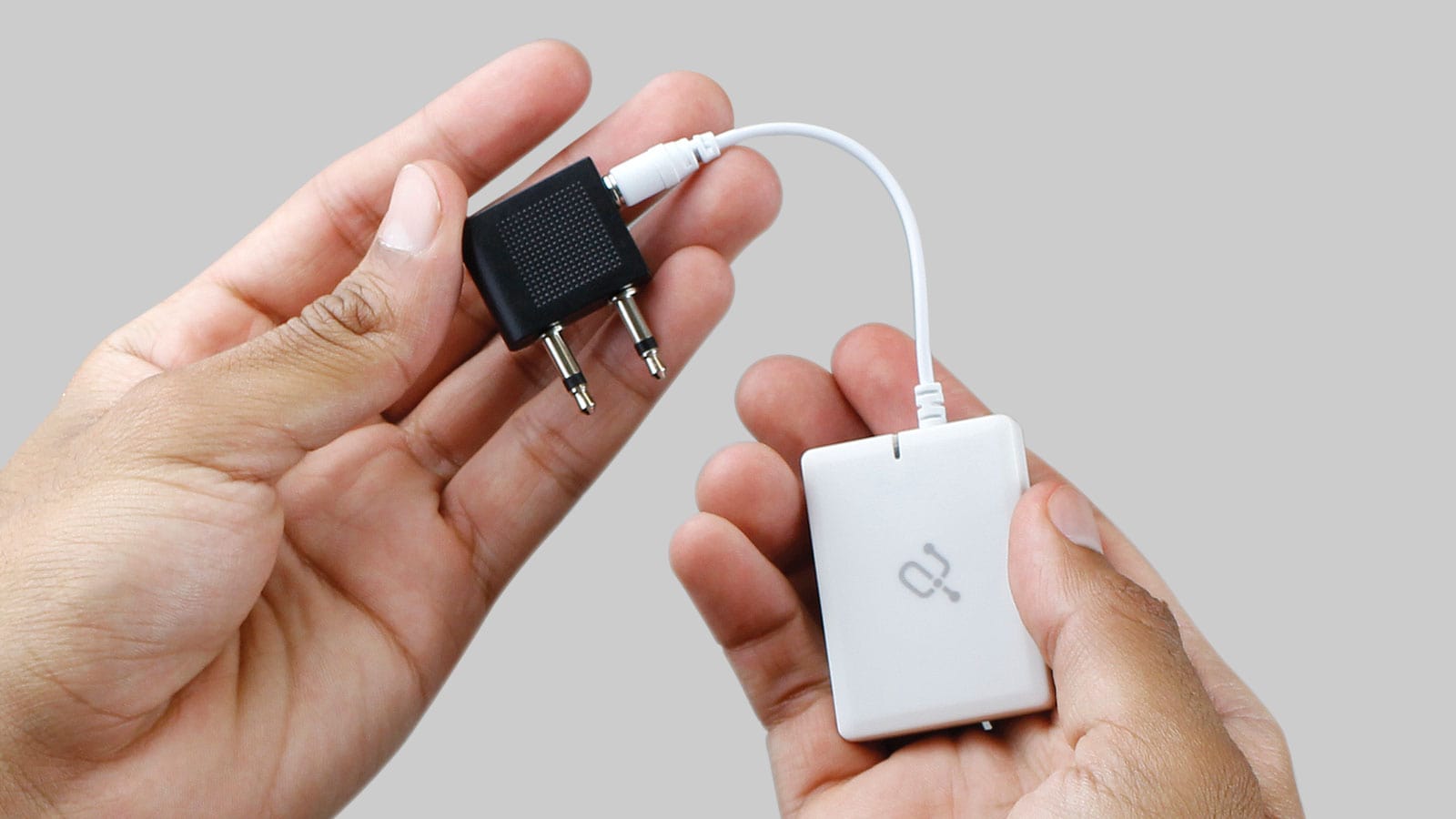Aluratek Debuts the Traveler's Best Friend, AirStream Bluetooth Universal Audio Transmitter
